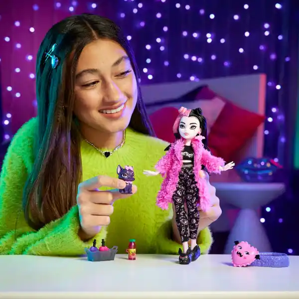Игровой набор Monster High Creepover Party "Дракулаура и Граф Фэбулус"