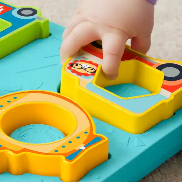 Fisher-Price Sorter - puzzle "Vehicule - forme și sunete"