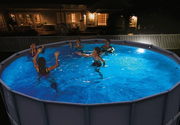 Iluminare pentru piscina (montare pe perete cu magnet)