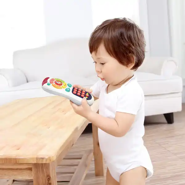 Telecomanda interactiva cu muzica „Telecomanda mea”