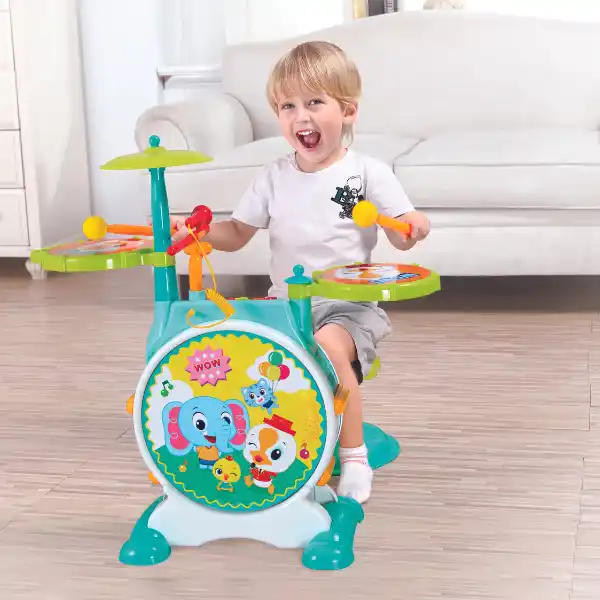 Установка с ударными инструментами и стульчиком