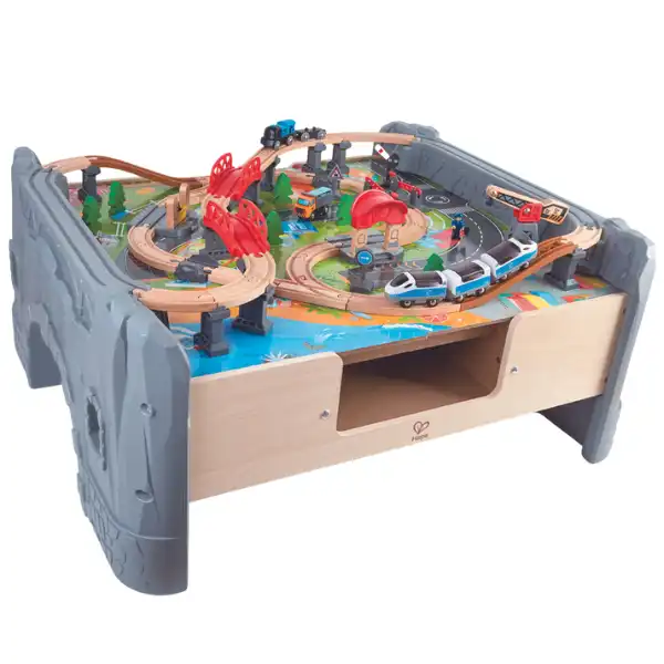 Деревянная железная дорога с локомотивом и аксессуарами, 70 элементов