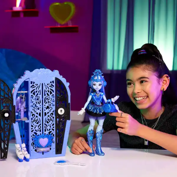 Set de joc Monster High „Abbey Bominable cu șifonier”, cu accesorii
