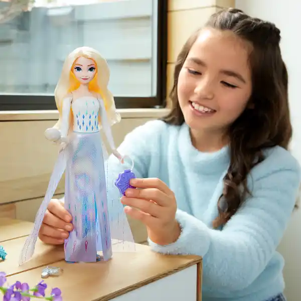 Кукла Barbie Spin Reveal “Снежная Королева Эльза”