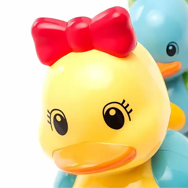 Каталка на веревке «Веселые уточки»