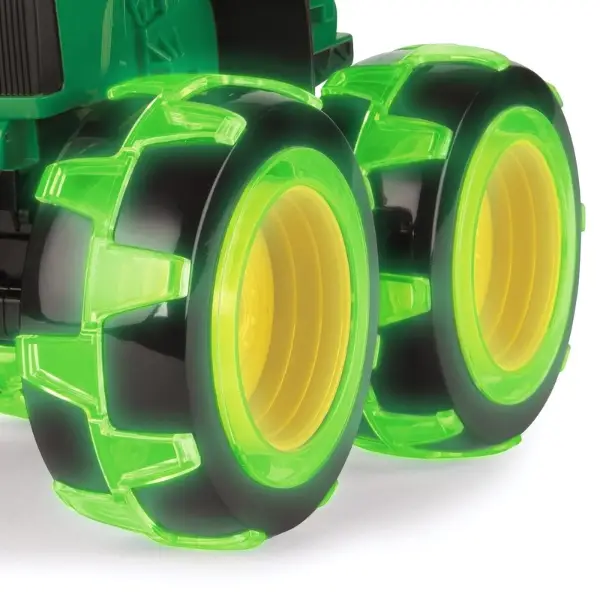 Tractor cu roți luminate – John Deere, Tomy