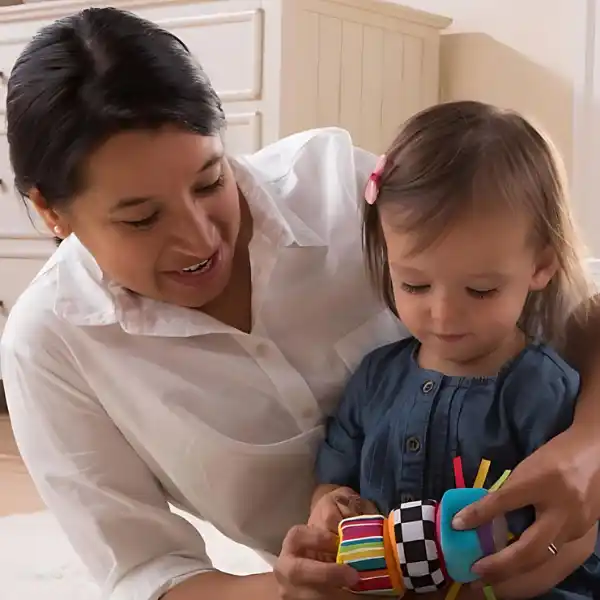 Развивающая мягкая игрушка со звуками «Гусеница с активностями»