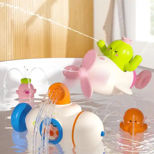Игрушка для ванны и водяной пистолет «Подводная лодка»