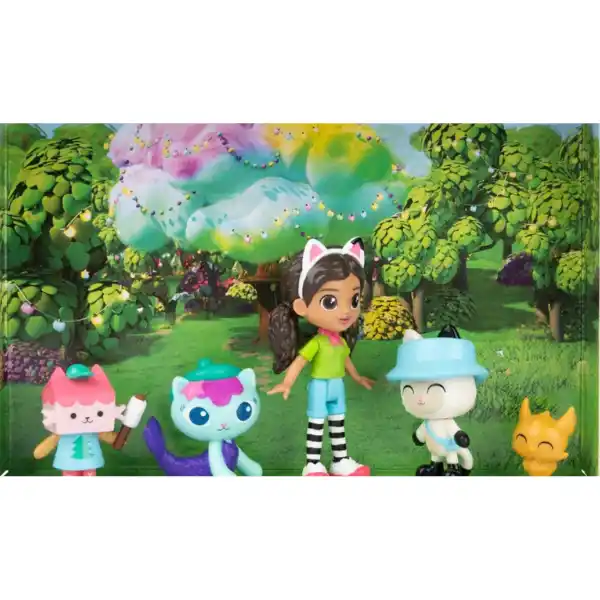 Set de figurine mini: Mica tabără, seria „Gabby’s Dollhouse”