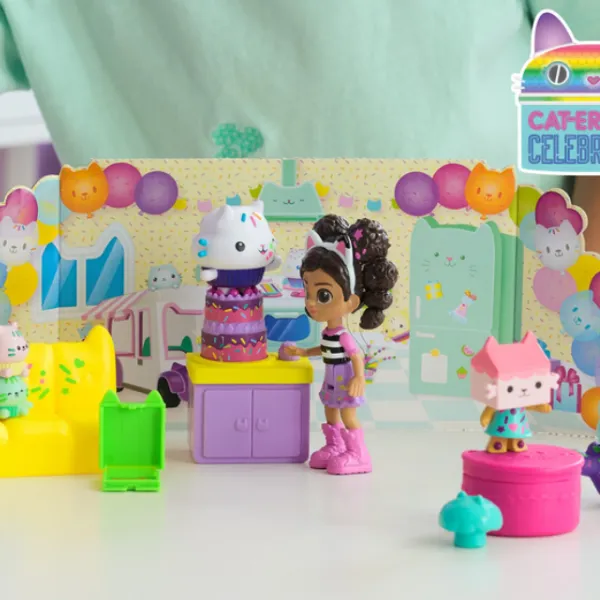 Set de figurine: Cadou aniversar Brioșel, seria „Gabby’s Dollhouse”