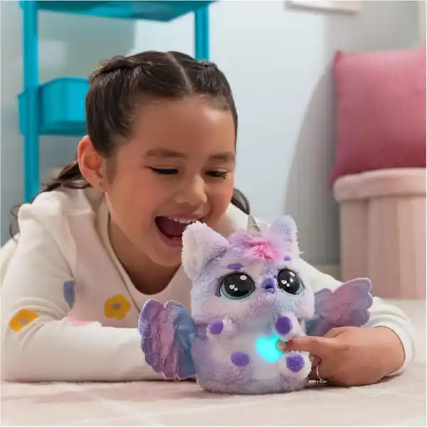 Set de joc ,,Ouă Hatchimals – Pufficorn”