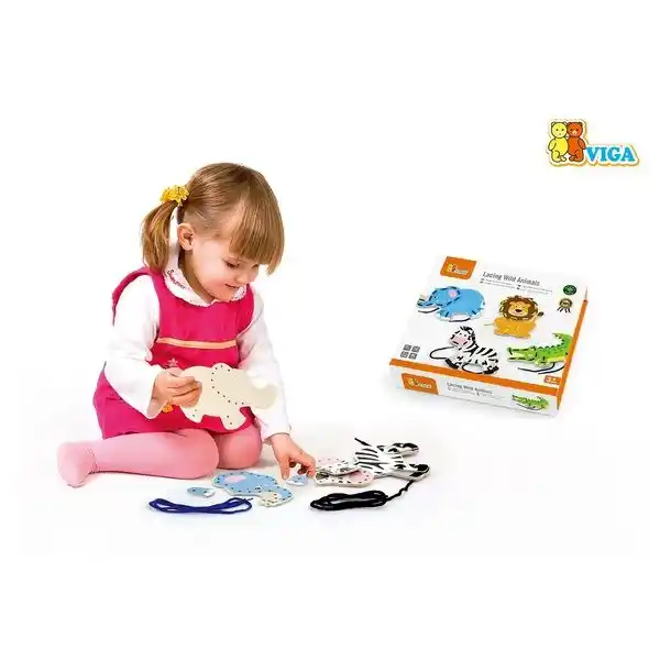 Развивающая игра со шнурком “Дикие животные”