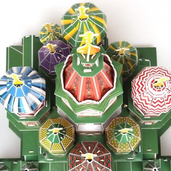 3D Puzzle „Catedrala Sf. Vasile” cu iluminare LED, 224 elemente