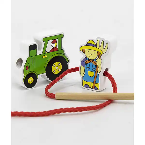 Развивающая игра со шнурком "Ферма"