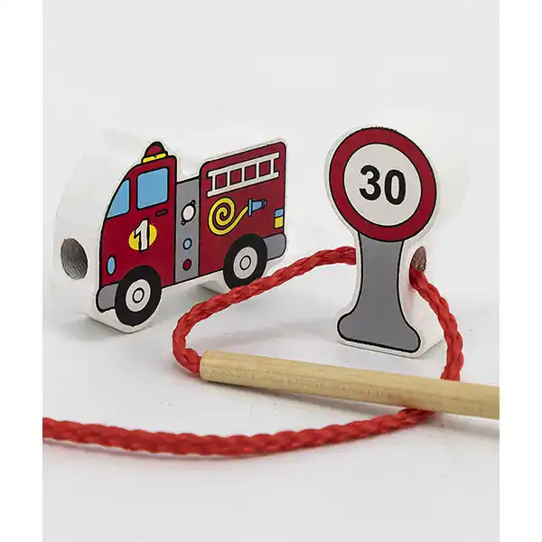 Развивающая игра со шнурком "Машины"