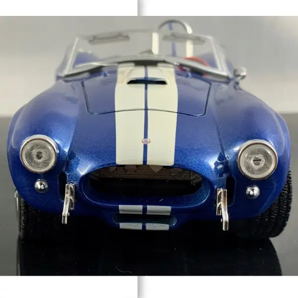 Mașina de colecție SHELBY COBRA 427 S/C 1965 1:24 Welly