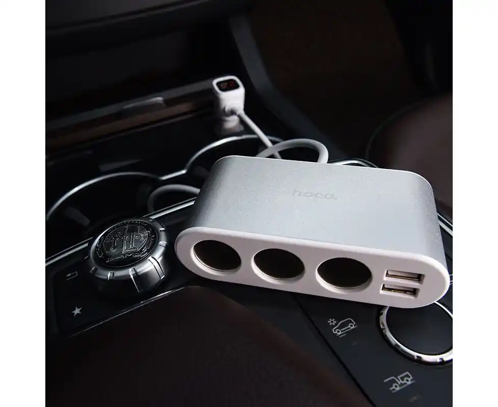 Hoco Triplu priza auto+ incarcator Z13