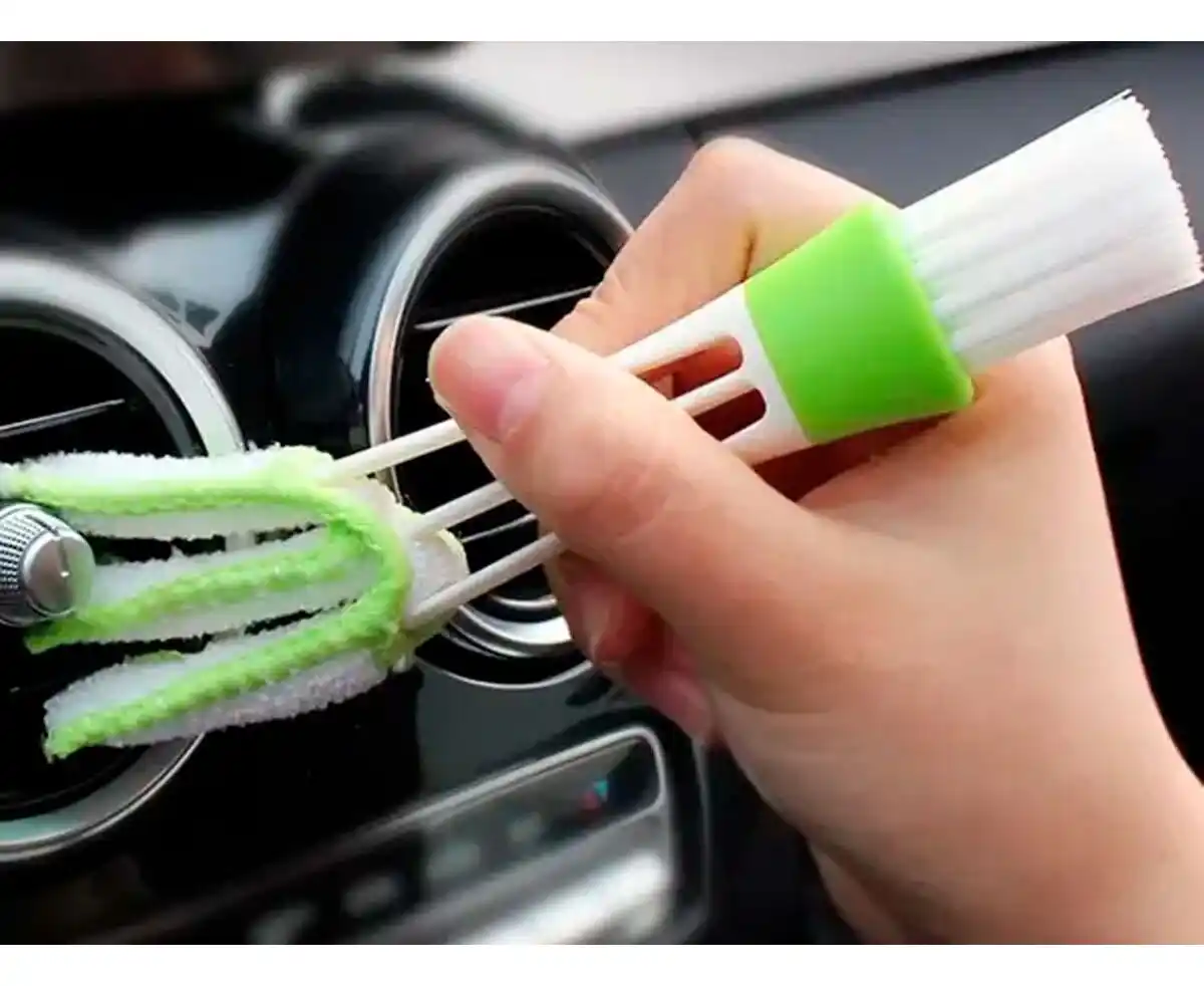 Щетка для приборной панели