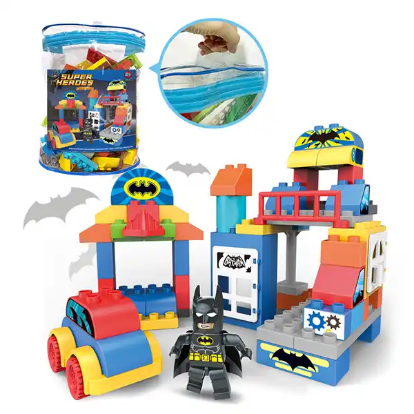 Набор конструктора с героями