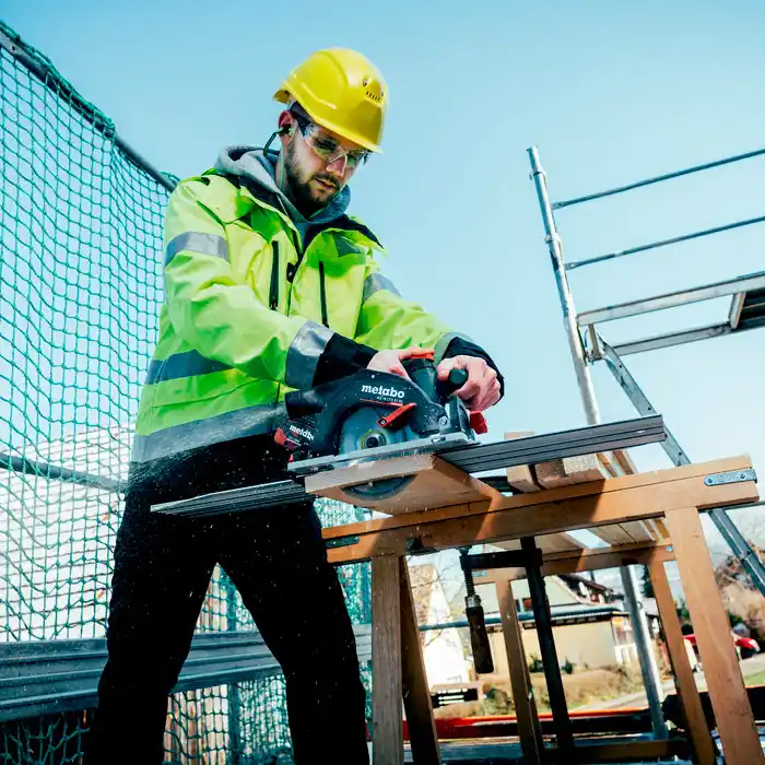 Аккумуляторная погружная пила METABO KS18 LTX 57 BL