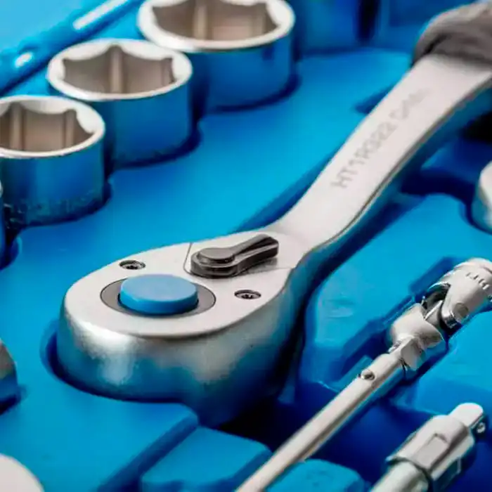 Set de capete tubulare si accesorii Hoegert HT1R425