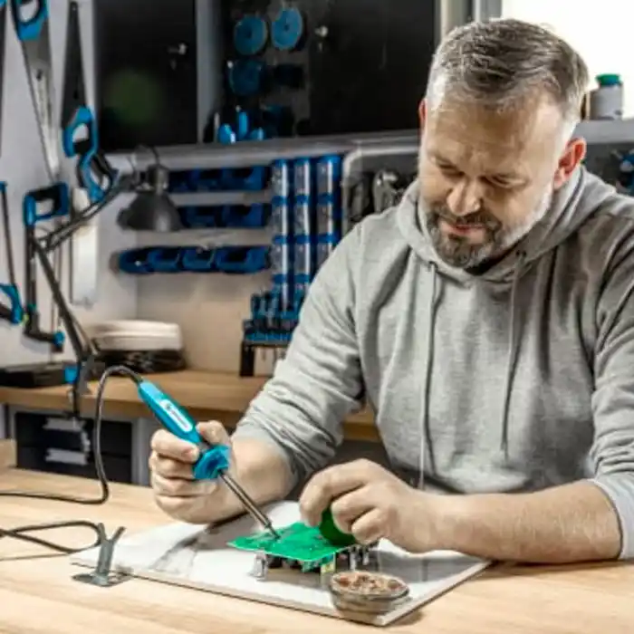 Ciocan de lipit Hoegert HT2C301