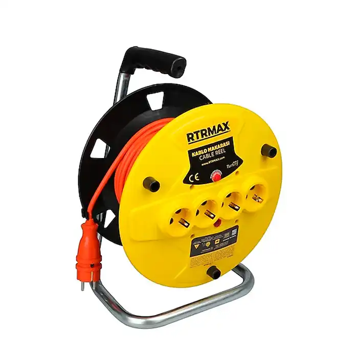 Cumpara  Cabluri electrice - Удлинитель на катушке RTRMAX REM31520..