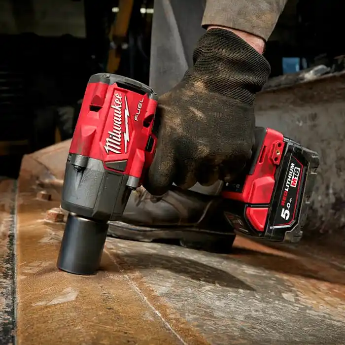 Masina de insurubat cu impact Milwaukee M18 FMTIW2F38-0