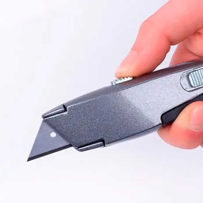 Cutter cu lame trapezoidale 