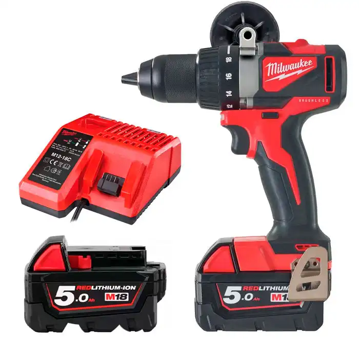 Mașină de găurit și înșurubat cu acumulatori Milwaukee M18 BLDD2-502X