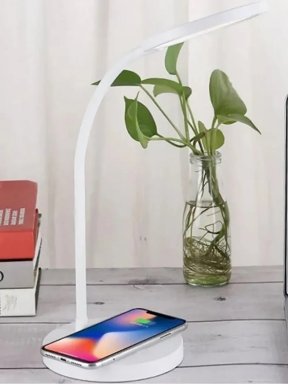 Remax LED Eye lamp, RT-E810/RL-LT12 with Wireless Charging, White