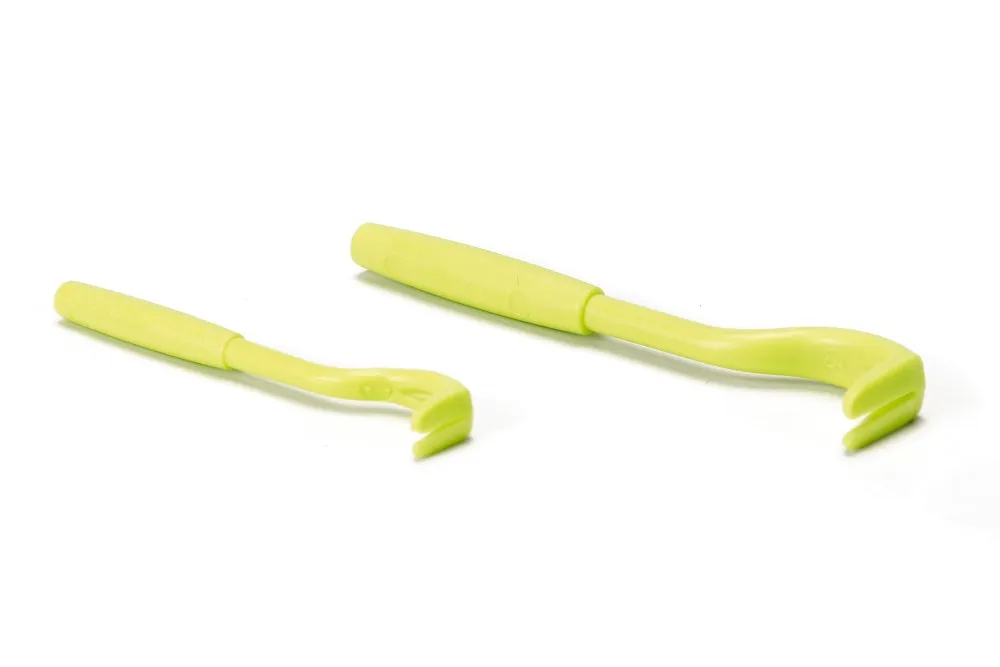 Cârlig plastic pentru îndepărtarea căpușelor (2 buc)