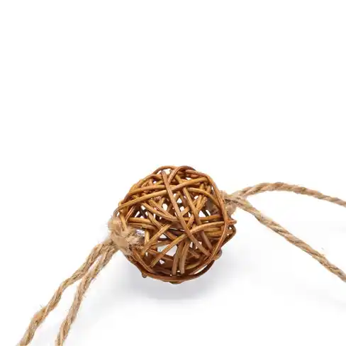 BEEZTEES jucărie pentru pisici Catnip Matatabi Ball with Feather TIPY