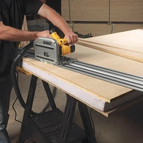 Ferestrau circular DeWALT DWS520KT
