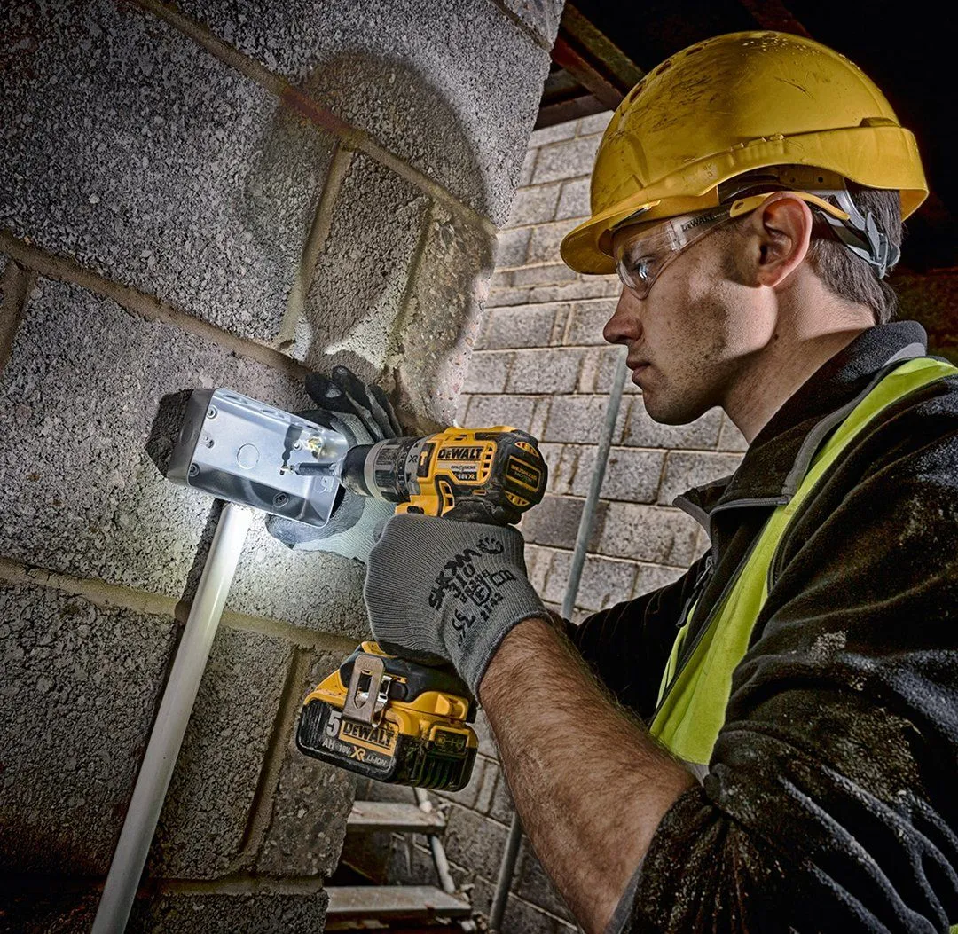 Set de scule cu acumulator  DeWALT DCK368P3T