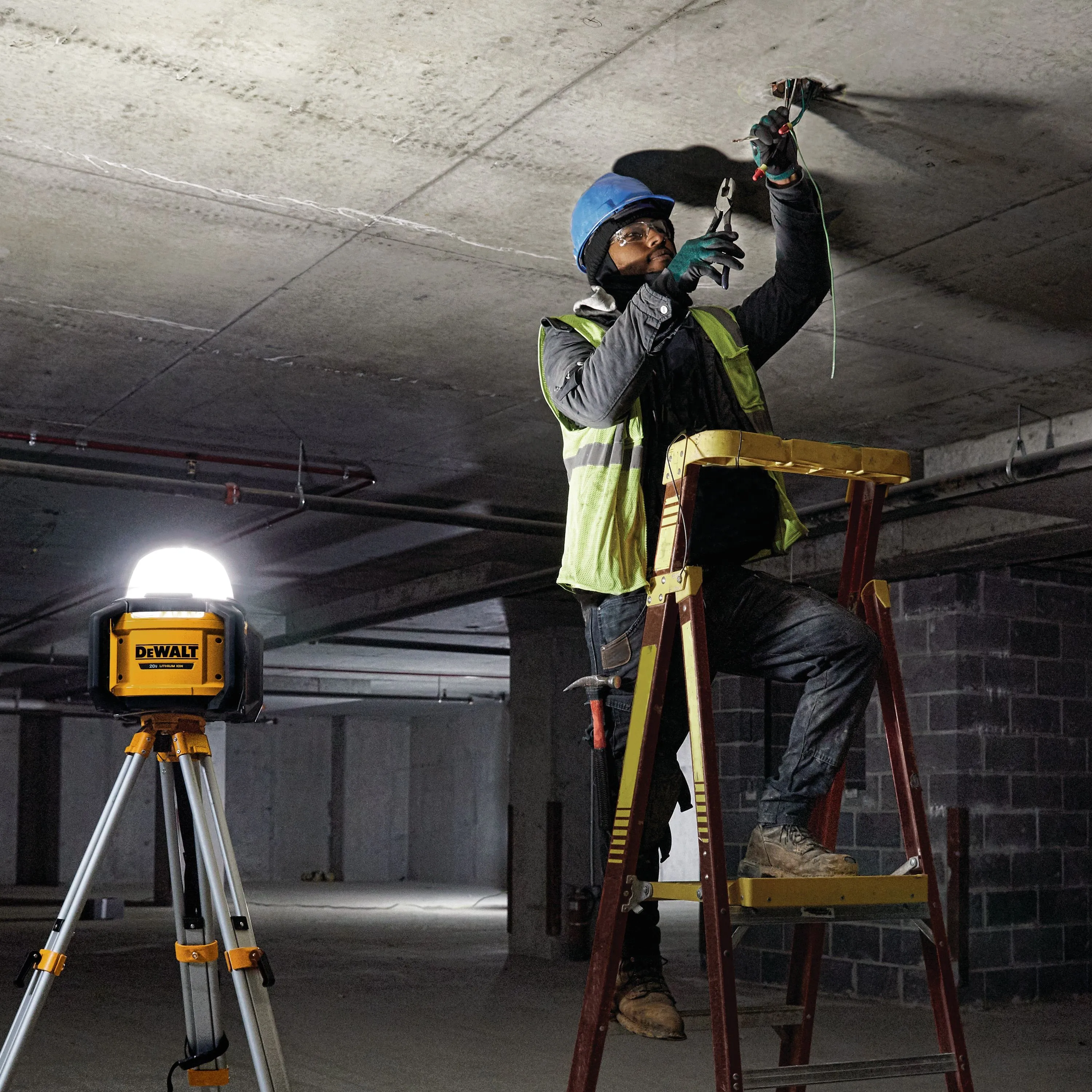 Lanterna DeWALT TOOL CONNECT DCL074