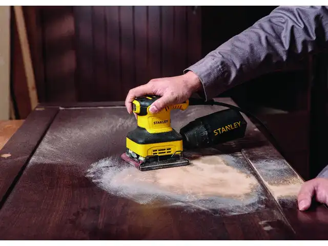 Вибрационная шлифмашина STANLEY SS24