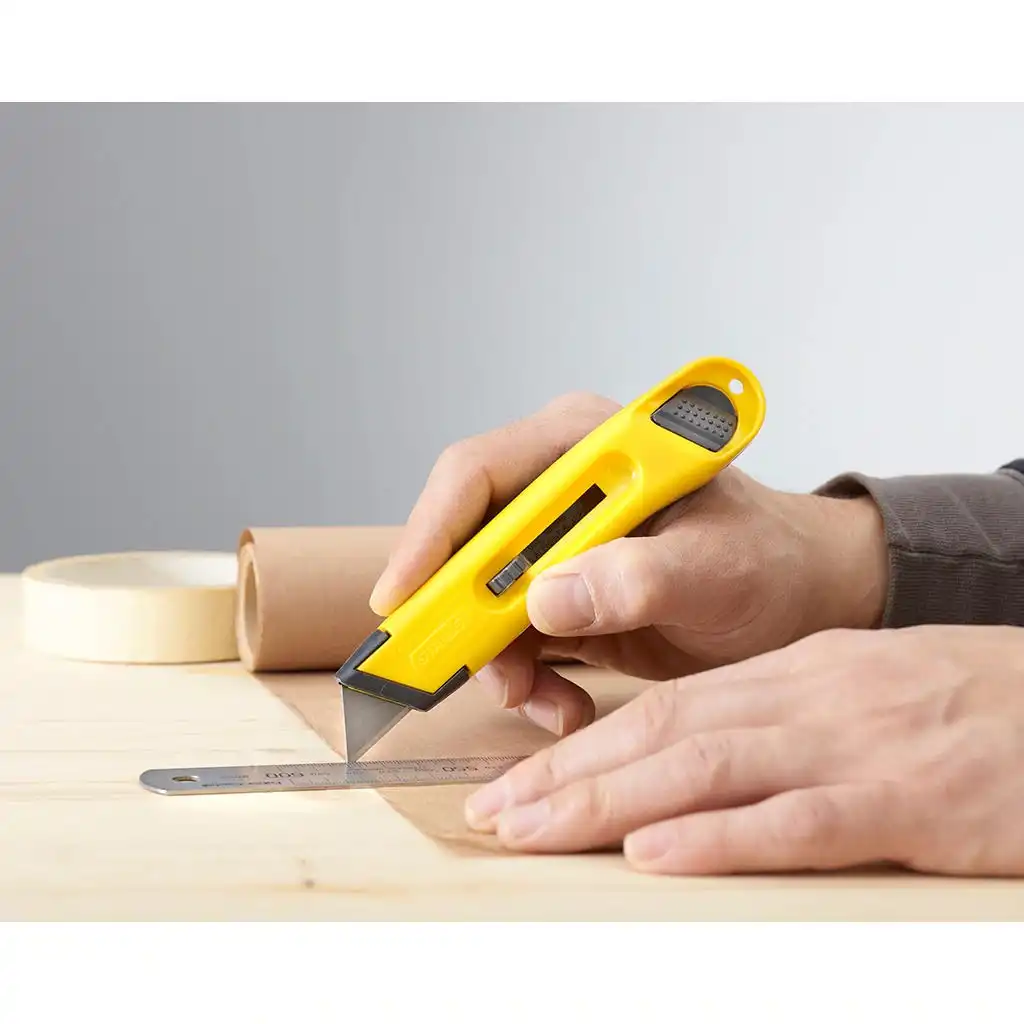 Cutit cu lama retractabila 150mm 0-10-088