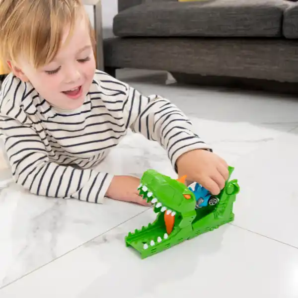 Грузовик-транспортер «Пасть Динозавра»