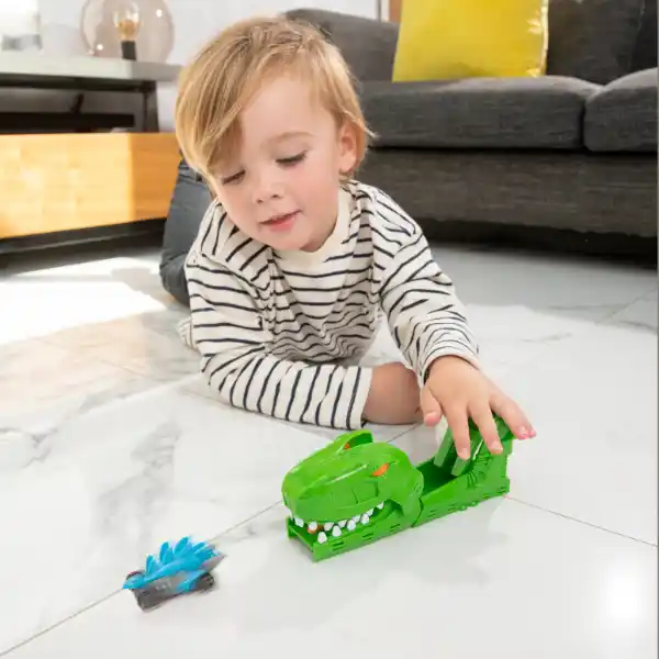 Грузовик-транспортер «Пасть Динозавра»