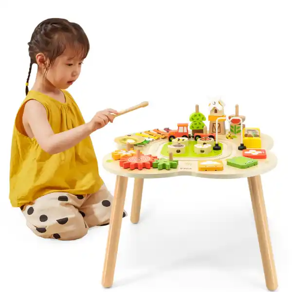 Деревянный развивающий столик "Ферма"