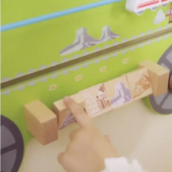 Бизиборд (настенный) "Паровоз"