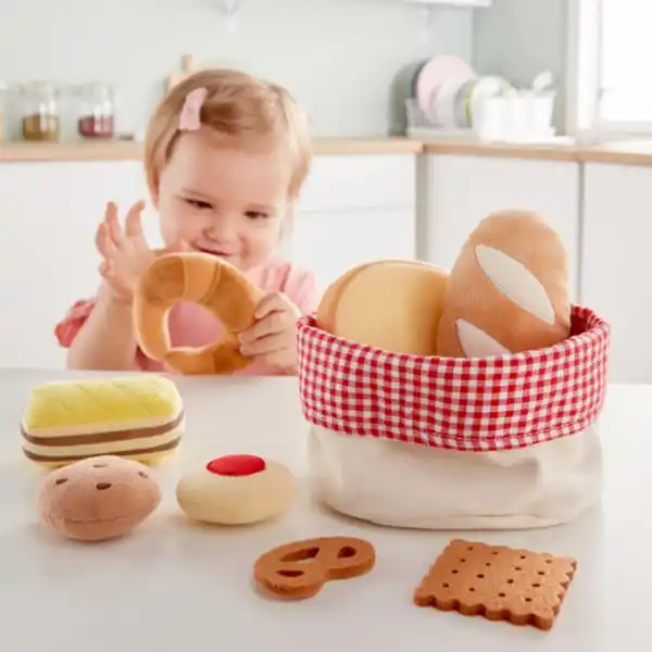 Игрушечная корзинка для хлеба