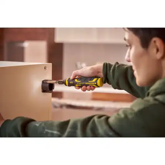 Отвертка с аккумулятором FMHT66719-0 Stanley Fatmax