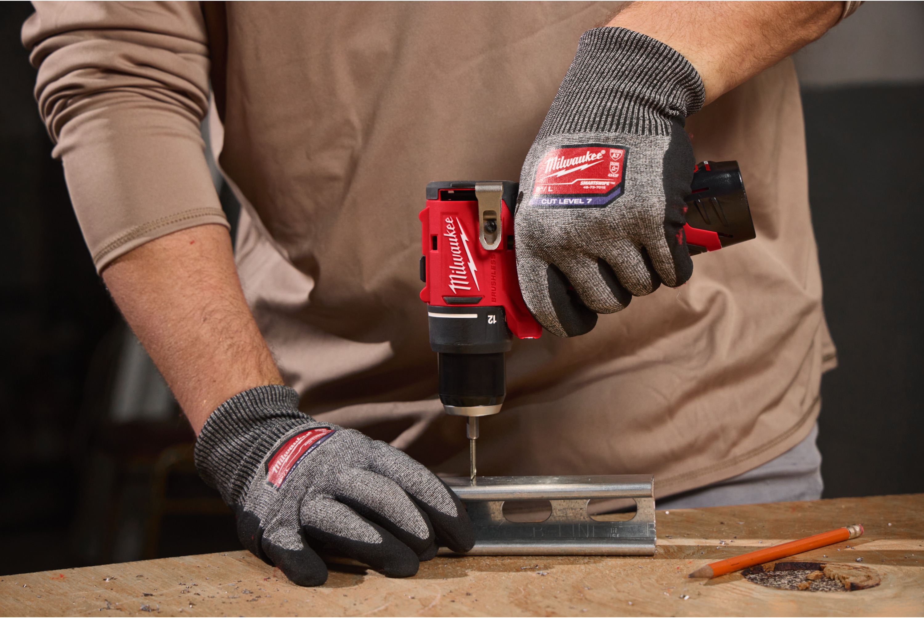 MILWAUKEE M12BLDDRC-202C