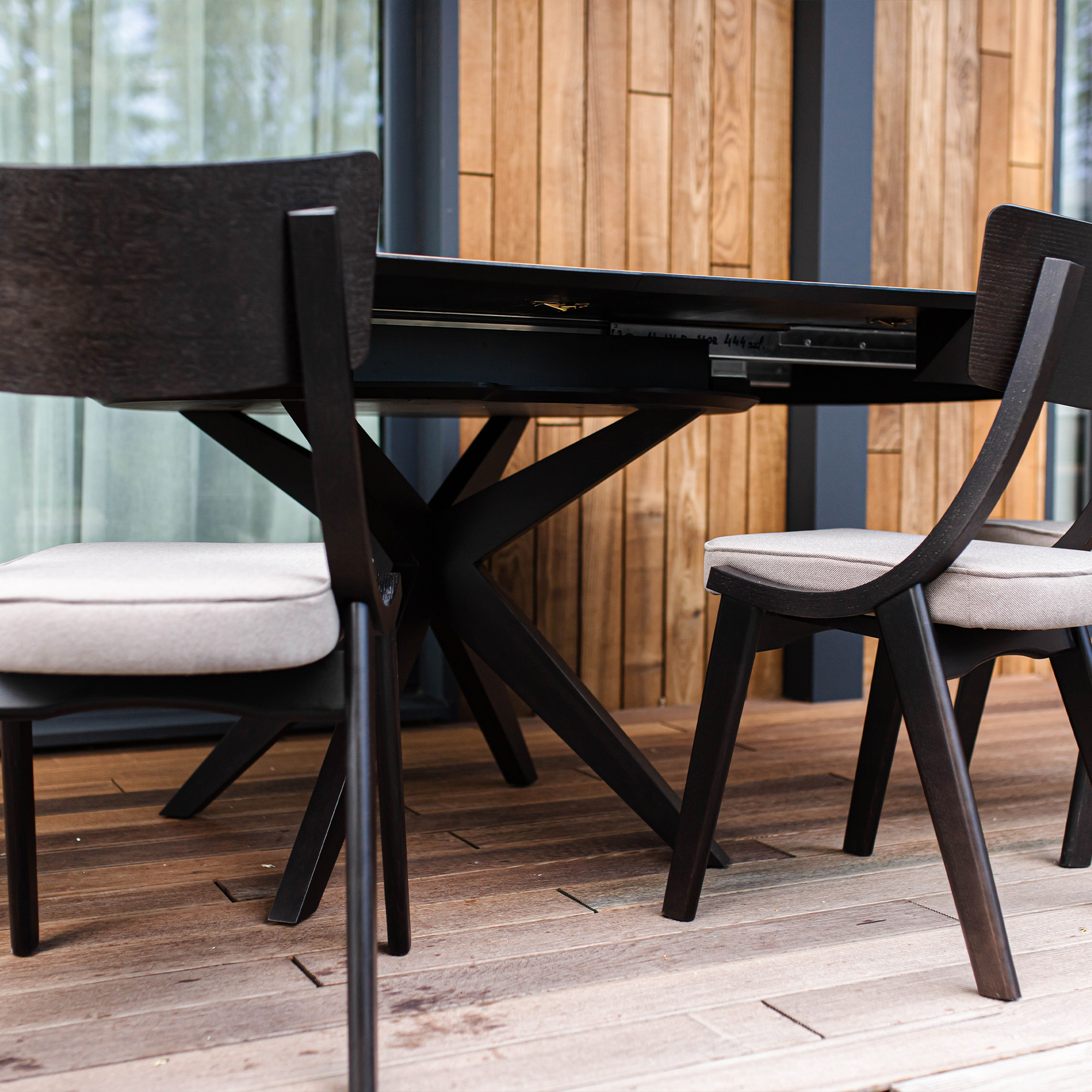 Masa NOVA Furnir Natural Wood+Black Legs 1270+500+500*H750