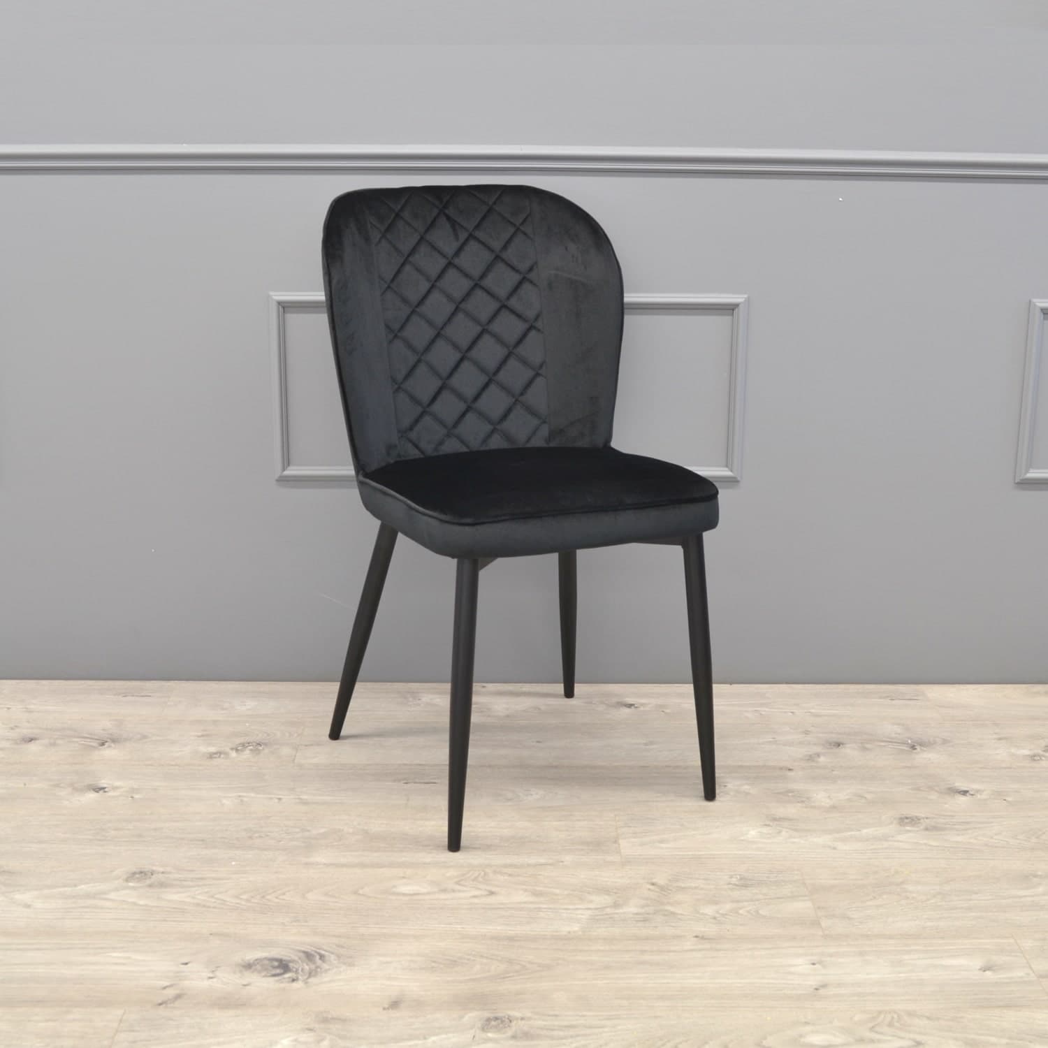 Scaun Tusk Catifea Black+Black Legs