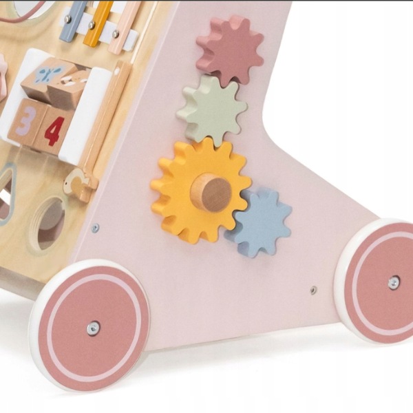 Antemergator cu busyboard