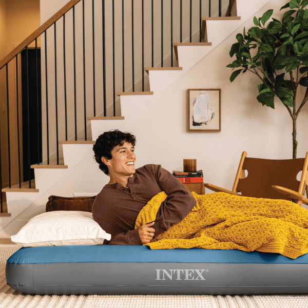 INTEX Saltea gonflabilă “Queen Prestige Downy” 152x203х25 cm cu pompa integrată  5V, până la 272 kg