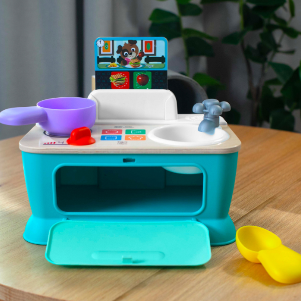 Игрушечная кухня для малышей Magic Touch Kitchen